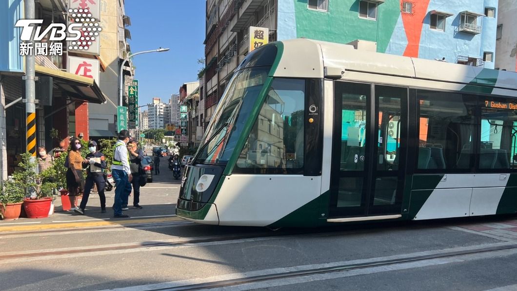 列車即停清車。(圖/TVBS)
