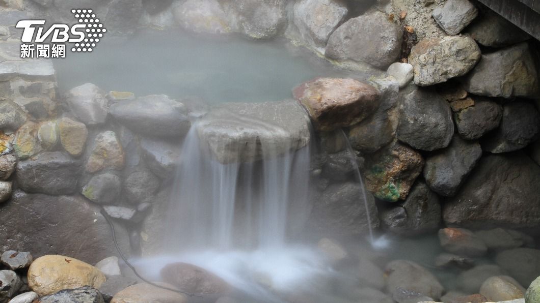 又到了適合泡湯的季節。(示意圖/shutterstock達志影像)