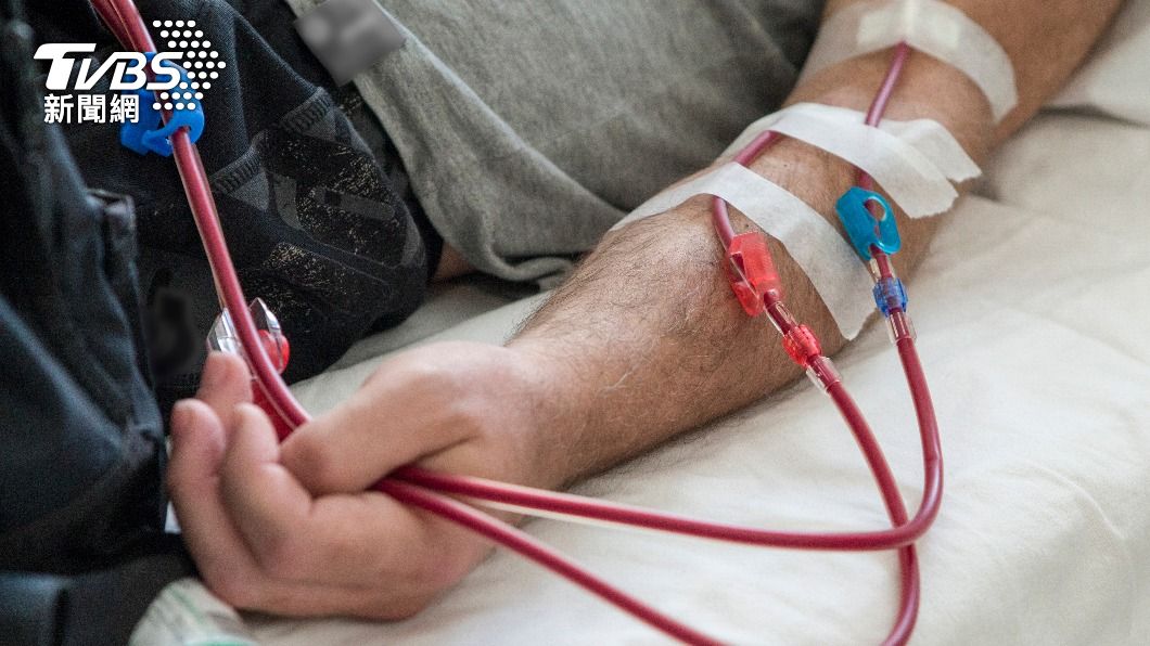 視個人狀況,經導管主動脈瓣膜置換手術有機會符合健保給付條件。(示意圖/shutterstock達志影像)