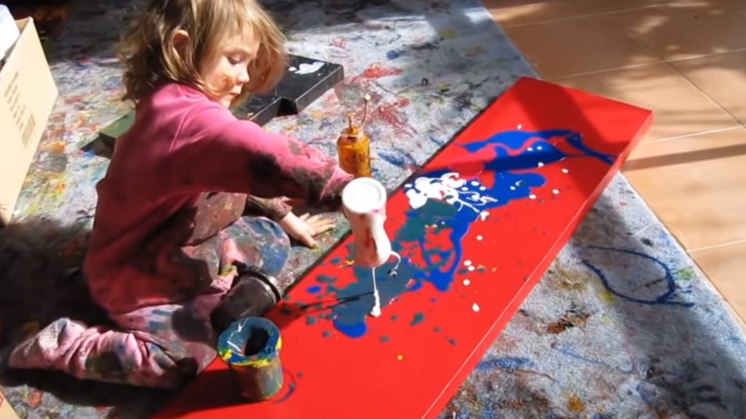 圖／翻攝自Aelita Andre. Art Family Life youtube
