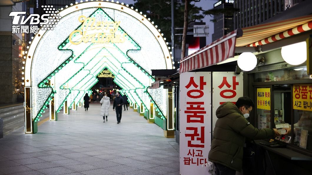 南韓為了防堵病毒祭出限聚令。(圖/達志影像路透社)