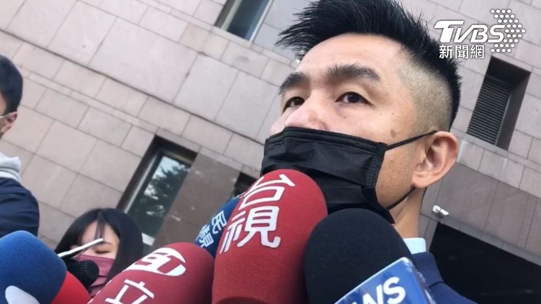 前外交官劉仕傑控訴警方到場速度慢。（圖／TVBS）
