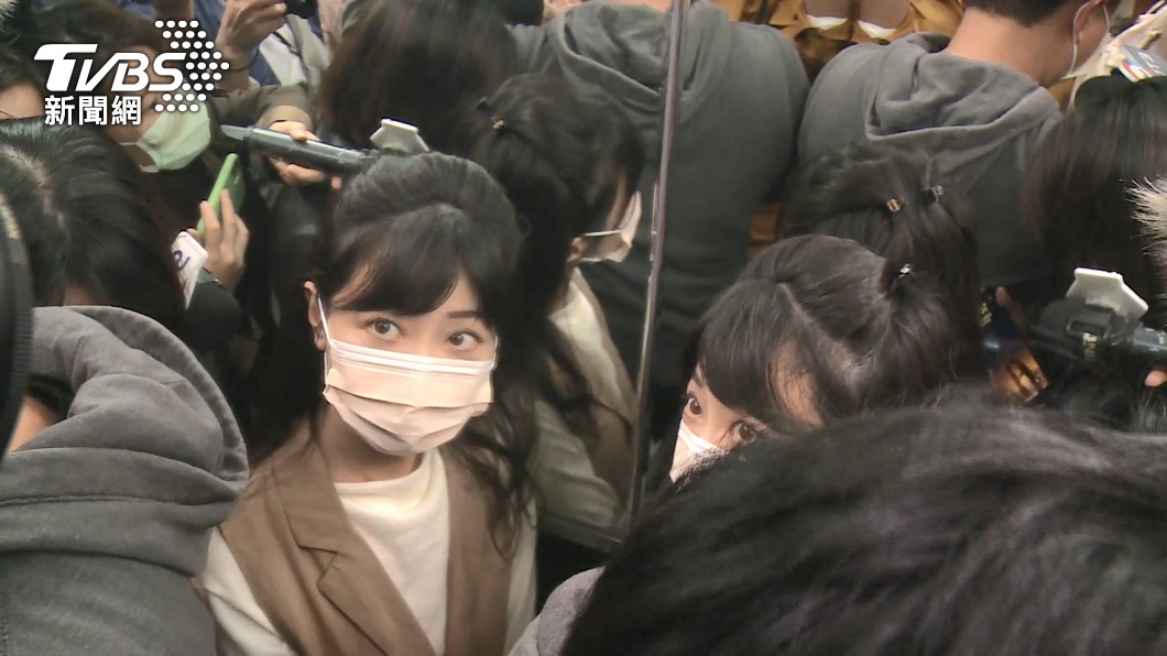 高嘉瑜已委任律師向林秉樞提告強制罪。（圖／TVBS）