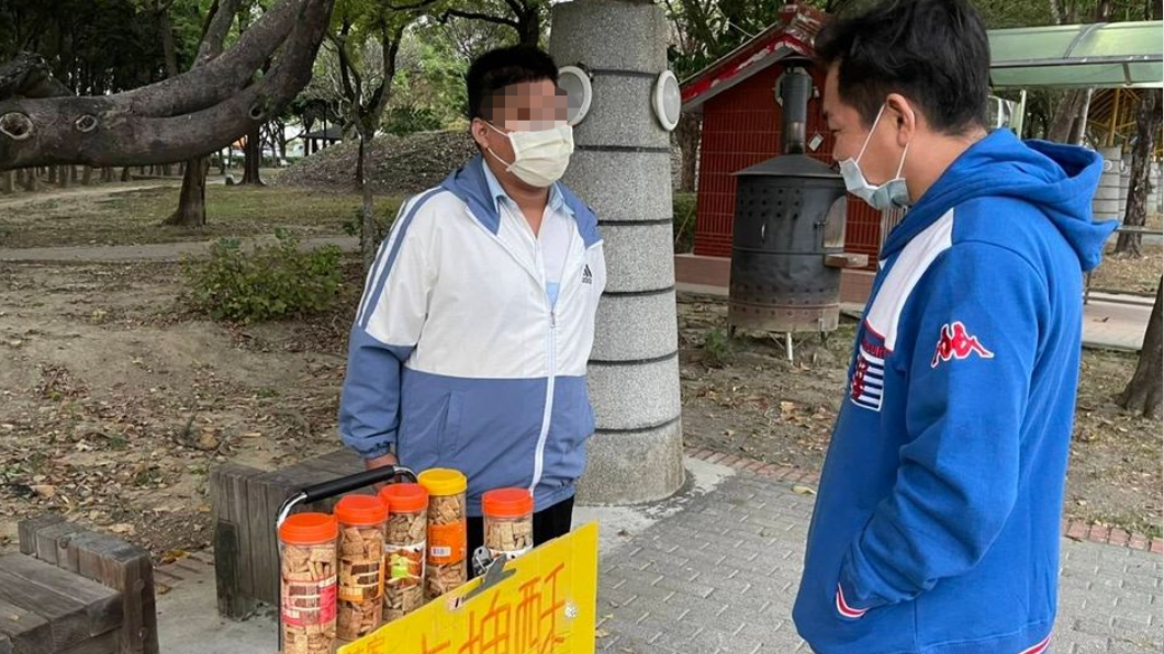 嘉義高中弟喪父賣方塊酥補家用！姑「拒捐款」勵志原因曝