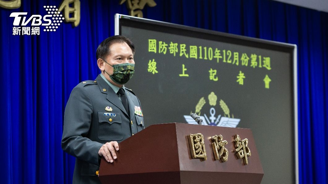 共艦通過台海,國防部發言人史順文表示國軍全程掌握。(圖/TVBS資料畫面)