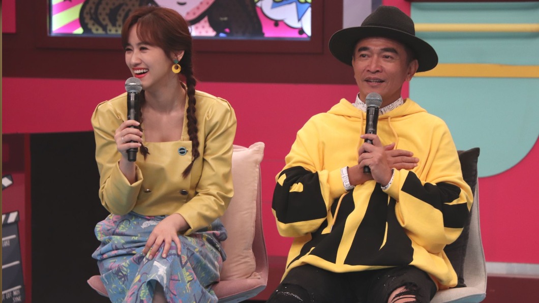 吳姍儒模仿網紅娘娘說話。（圖／中天綜合台提供）