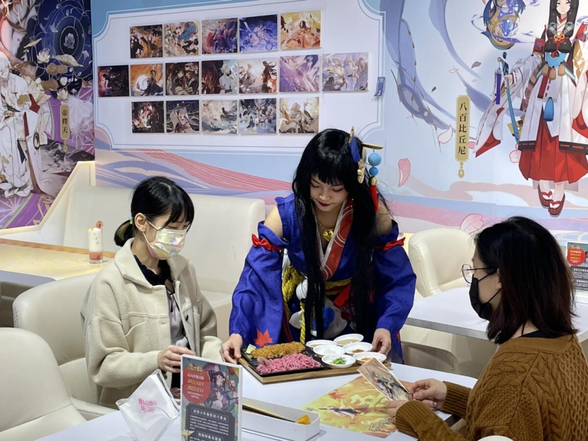 動漫經濟興起,粉絲朝聖快閃店。(圖/KIRABASE提供)