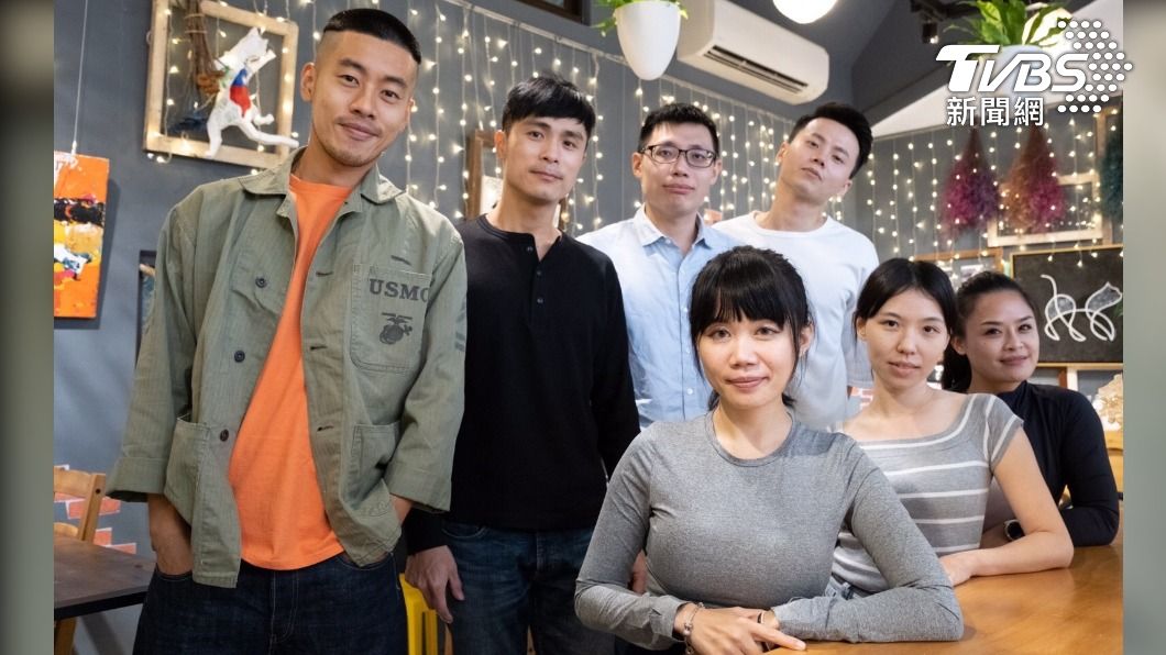 今年找來女同仁加入拍攝。(圖/讀者提供)