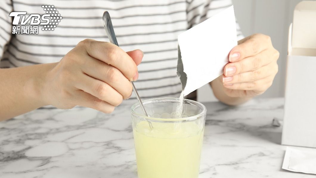 男子稱神秘粉末是「酵素」。(示意圖/shutterstock達志影像)
