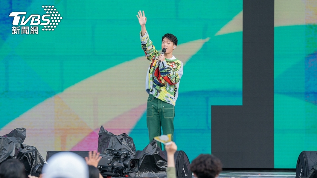 睽違一年未出新專輯的韋禮安，將在巨星耶誕演唱會獻唱新歌。（圖／新北市政府提供）