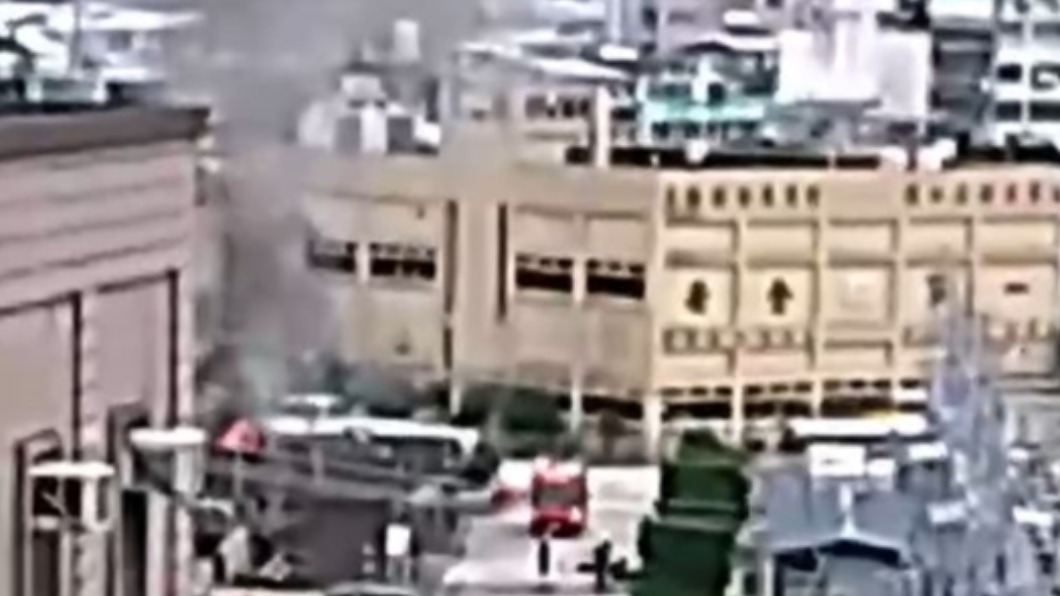 變電所爆炸害停電!議員苦笑「我住27樓」:只能慢慢爬