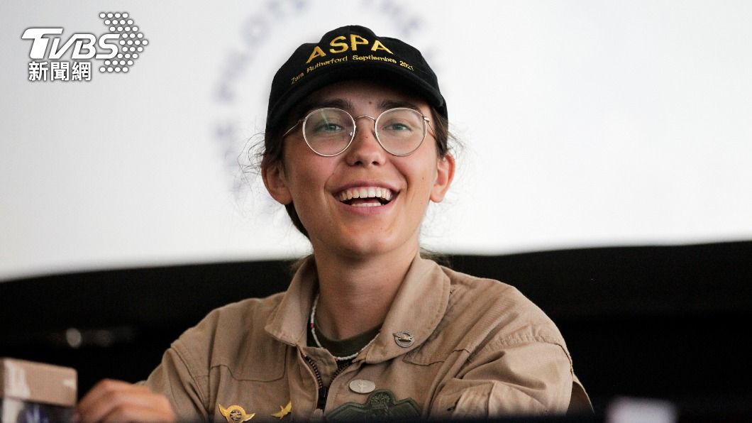 獨自開飛機環遊世界!比利時19歲女計畫13日飛抵台灣