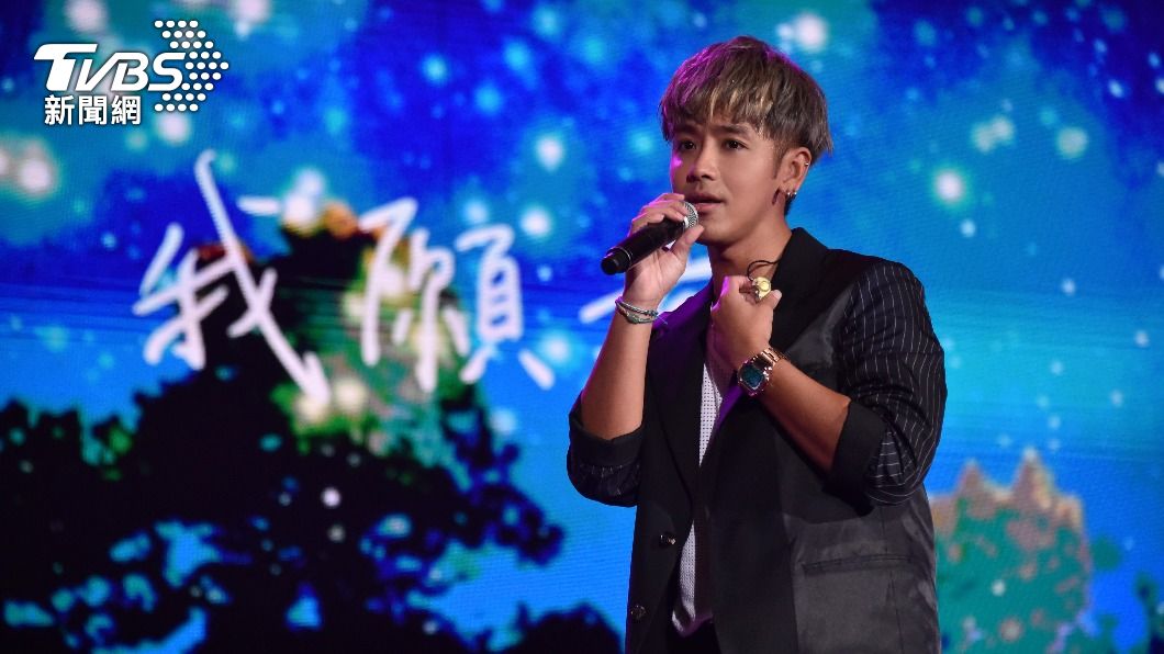 鼓鼓呂思緯第七次登上「巨星耶誕演唱會」舞台,表演多首經典歌曲。(圖/新北市政府提供)