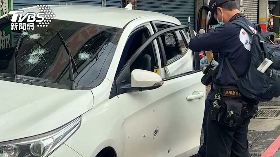 獲報「車上有人拿槍」警攔查竟遭衝撞 連開9槍逮3犯嫌