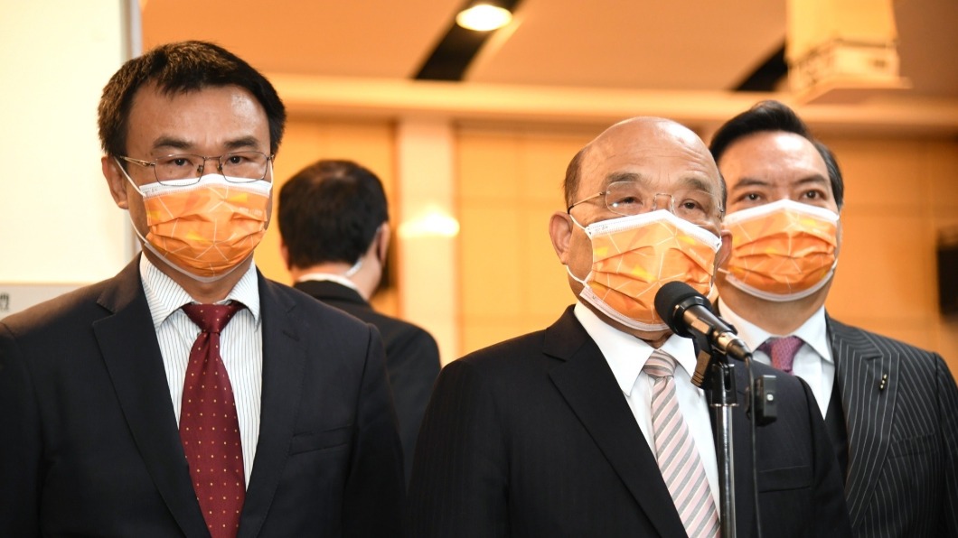 羅秉成被勸進參選新竹市長。（圖／政院提供）