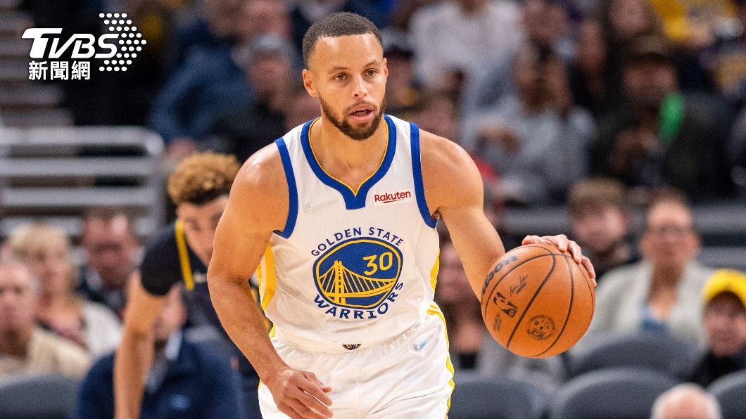 NBA勇士一哥Curry超越「雷槍」 成為史上三分球王