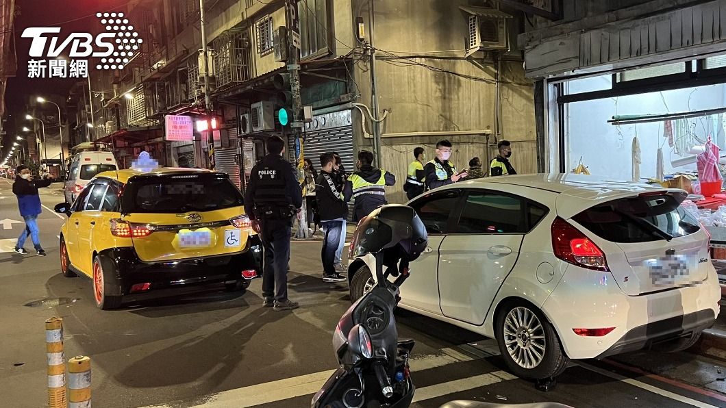 怕被抓酒駕!男狂逃2.4公里撞車 結果酒測值沒超標
