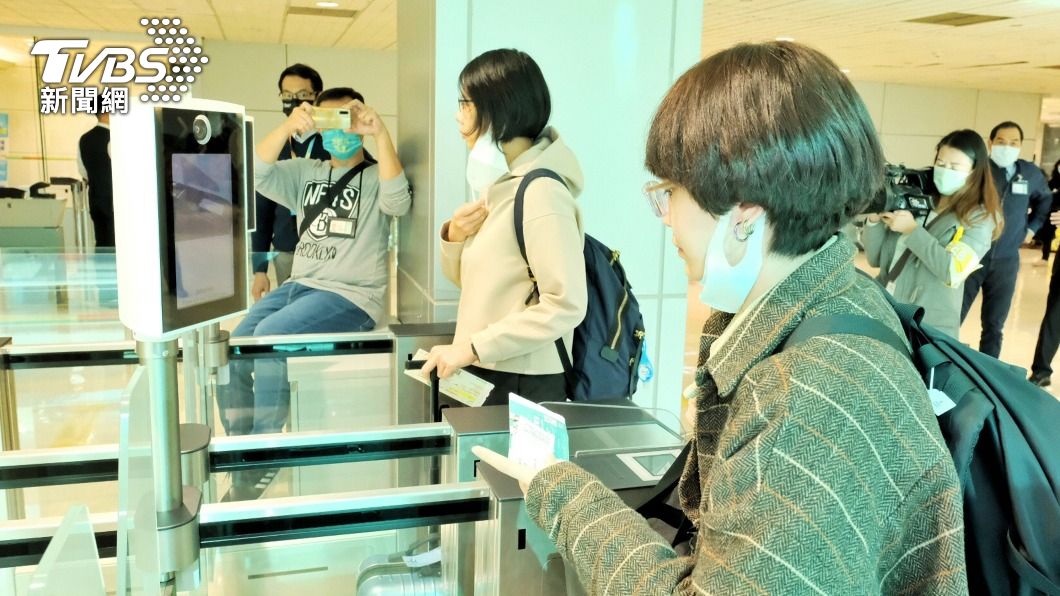 「刷臉」快速通關! 桃機全面試辦臉部辨識系統