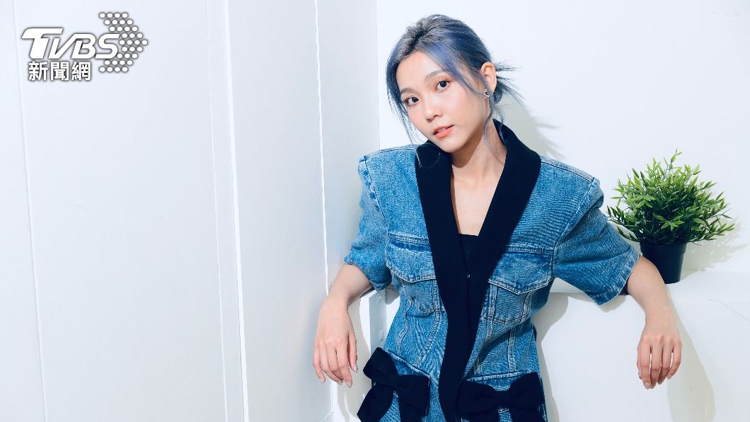 夏子薇23歲自立門戶成立「薇波爐工作室」當老闆。(圖/TVBS)