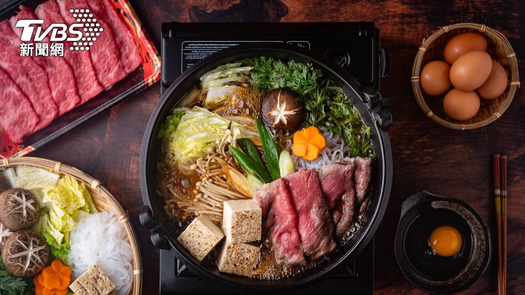 台北晶華酒店至30日前推出三燔本家「美牛股神壽喜燒吃到飽」。（圖／台北晶華酒店提供）