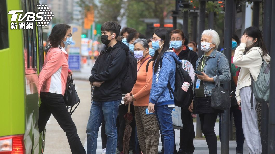 本土+1為80多歲女!境外增11例 6人列突破性感染