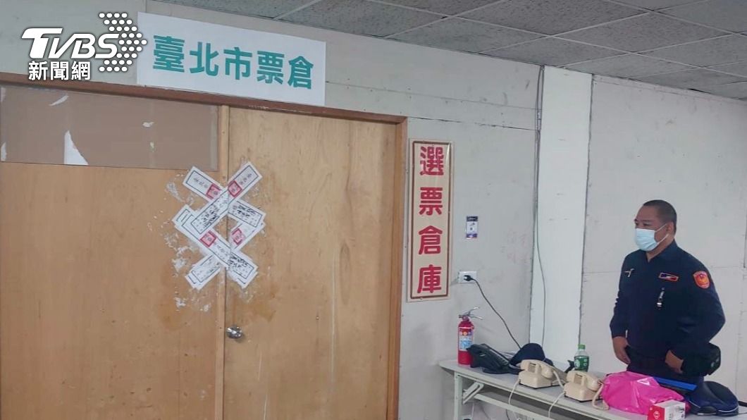 公投倒數「票」還在印!保大警荷槍實彈駐廠區 運票全程戒備
