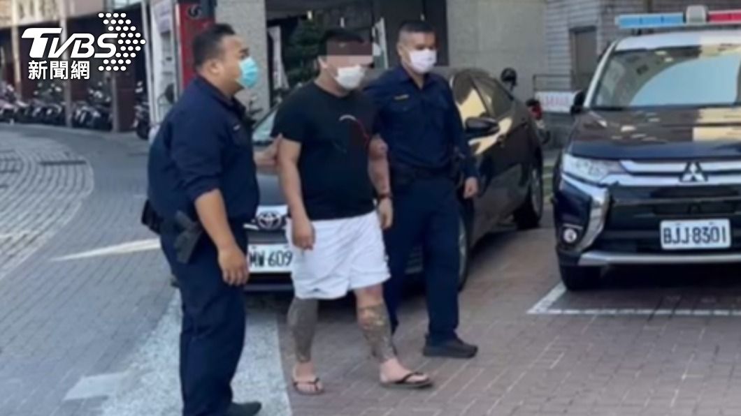 警方將林男帶返所偵訊。(圖/警方提供)