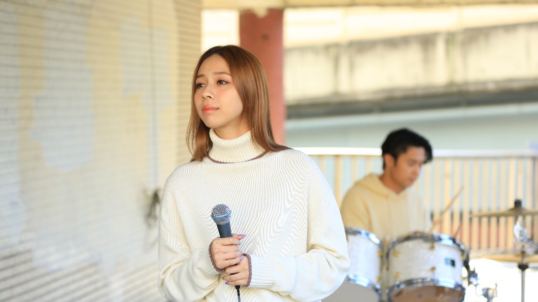主唱犬青坦言唱完〈好不容易〉的感覺很過癮。（圖／相信音樂提供）