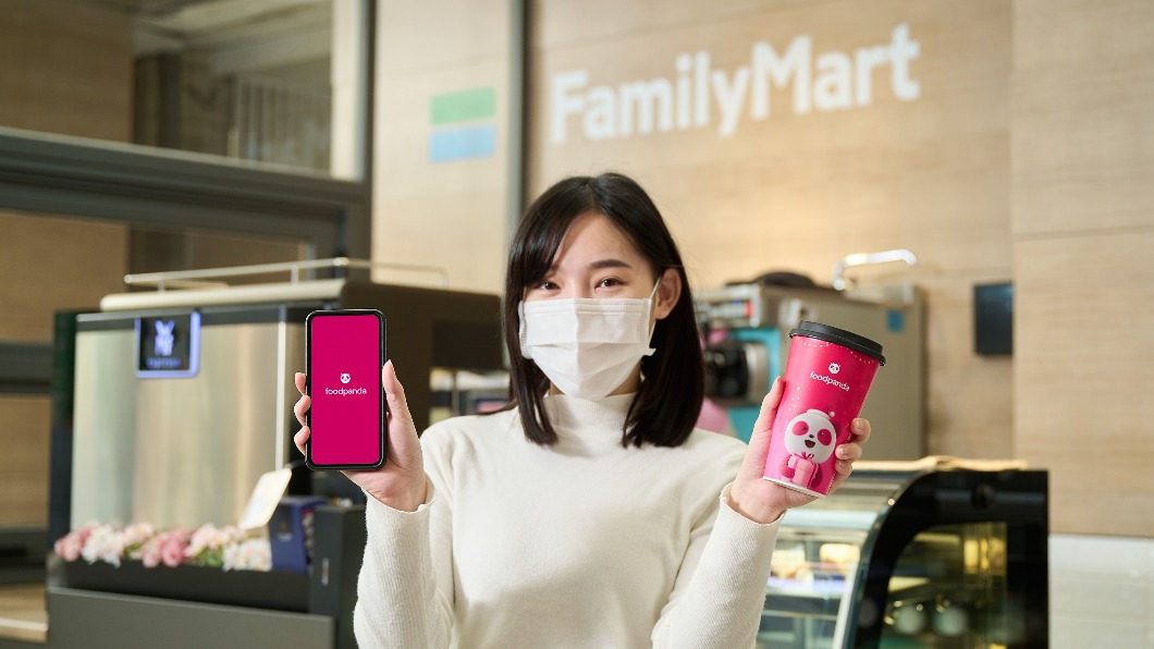 1218公投完喝咖啡!小7全品項第2杯半價 全家、萊爾富也促銷