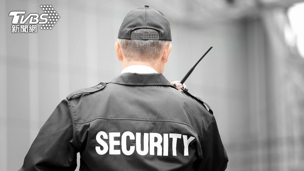 保全愛穿特勤衣?他譏「還不是報警」內行揭:來頭都不小