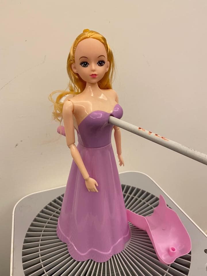 原PO替女兒準備交換禮物。（圖／翻攝自小廢物俱樂部Facebook）