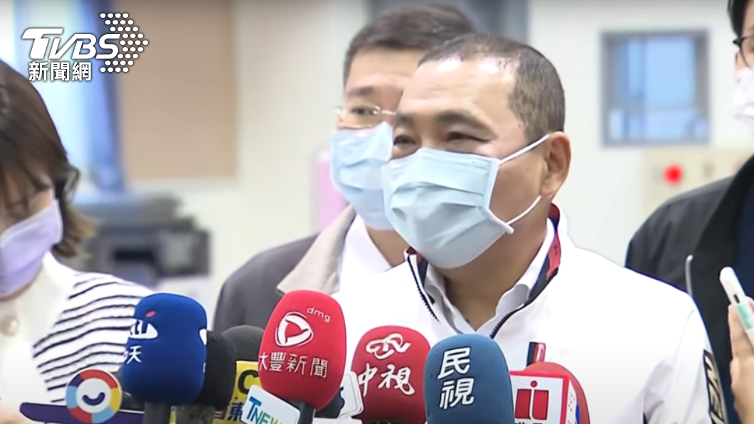 侯友宜表態公投仍應交給民主自決。(圖/TVBS)