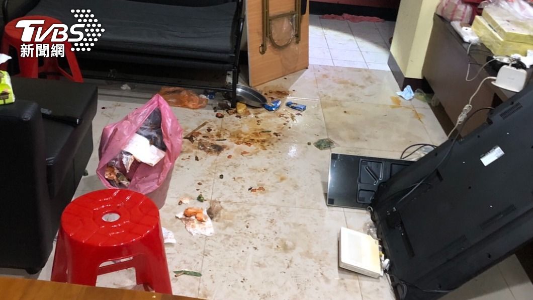 棒球隊出動!雞肉販欠6萬不還 債主撂人砸民宅