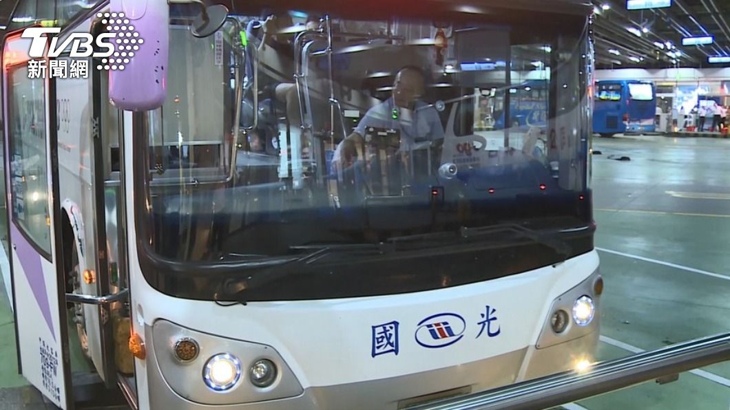 全面停駛!類火車票價如區間車 國道壅塞程度出爐