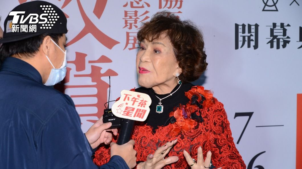 周遊受訪。(圖/TVBS)