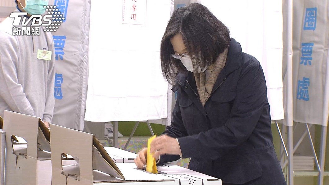 公投4案全摃龜 民眾黨:人民制裁政黨惡鬥