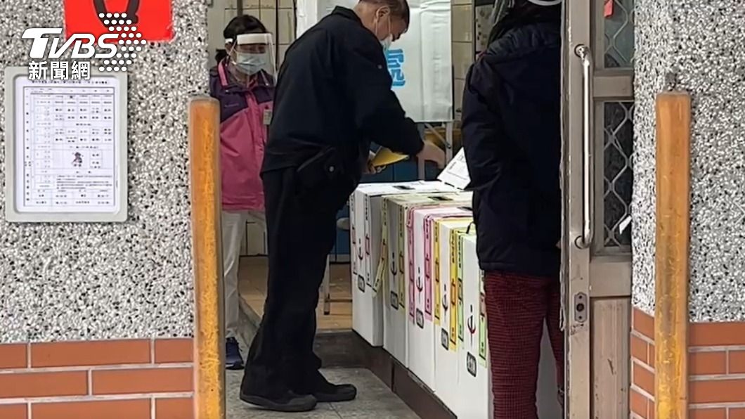四大公投今登場！新竹一偷票一撕票　全遭警送辦
