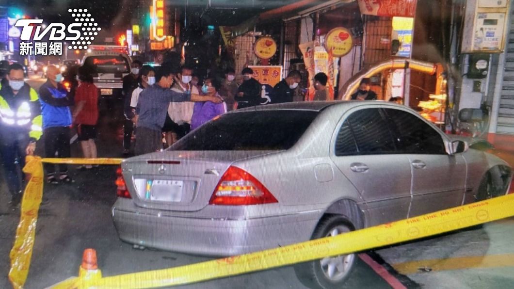 學不乖!高雄男無照酒駕肇逃 再撞汽修廠棄車落跑