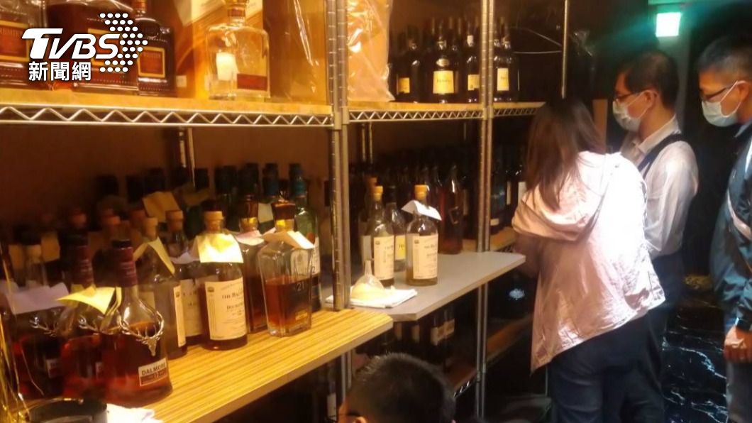 酒店賣假酒!幹部涉「高檔威士忌混劣酒套色素」賣3年