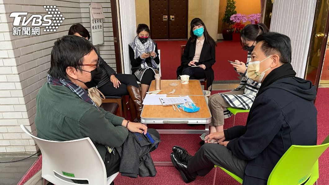 拚地制法修法付委　綠排隊4天今立法院會順利遞案