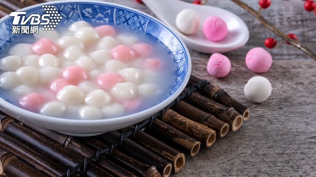 湯圓在製作時,可能會添加防腐劑。(示意圖/shutterstock達志影像)