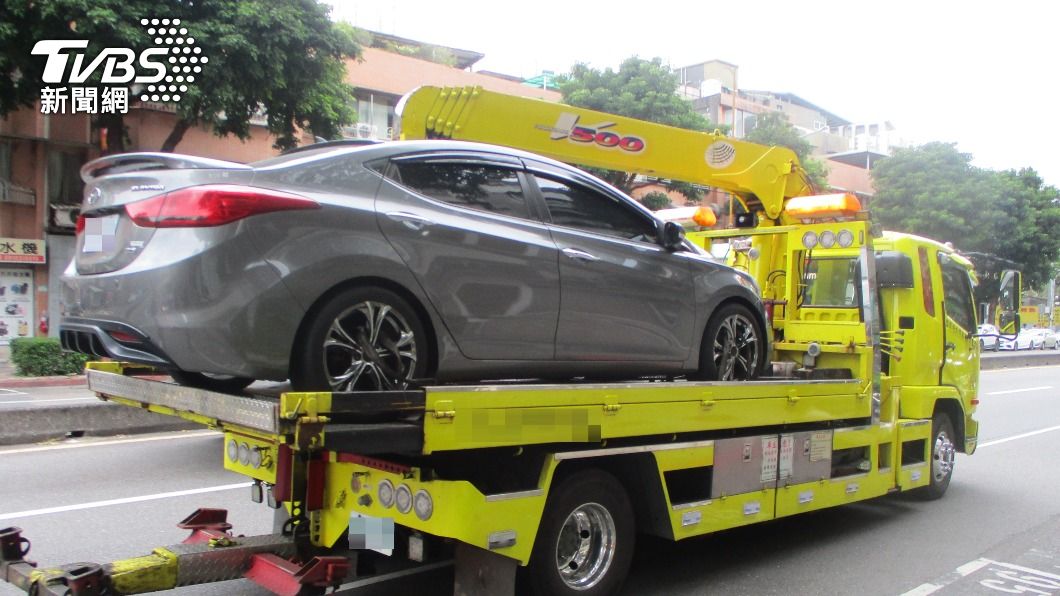 男欠繳逾千筆停車費與罰單　士林分署鐵腕扣車拍賣