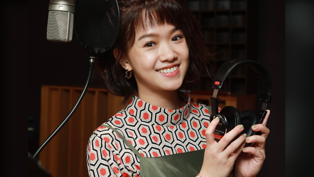 嚴正嵐唱《水果奶奶》主題曲卡關　靠一招神救援
