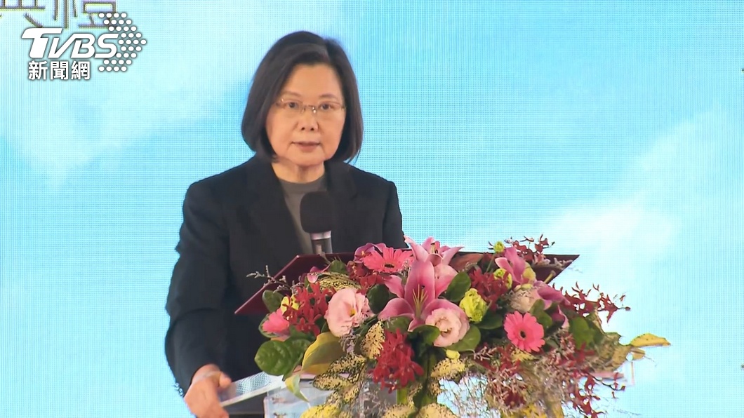 蔡英文提議「寒暑假不用太長」被罵爆 總統府急滅火解釋