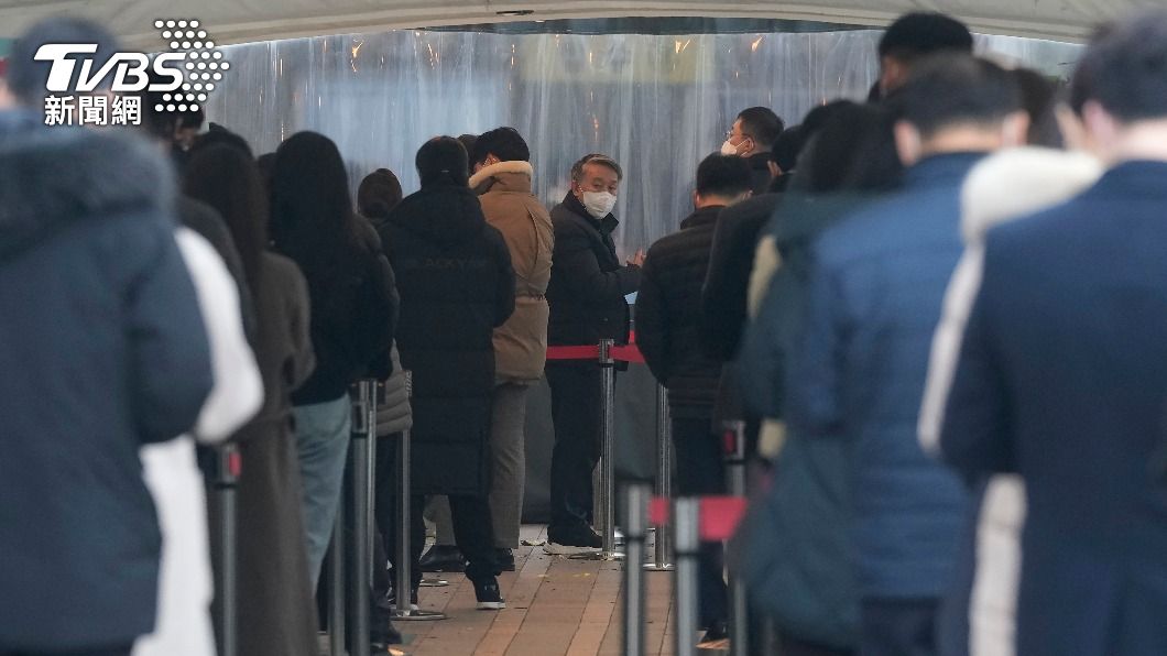 未來南韓民眾篩檢新冠病毒的速度,可望因新型試劑加快。(圖/達志影像美聯社)