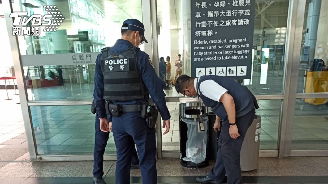 警方針對新左營站內加強巡邏。(圖/警方提供)
