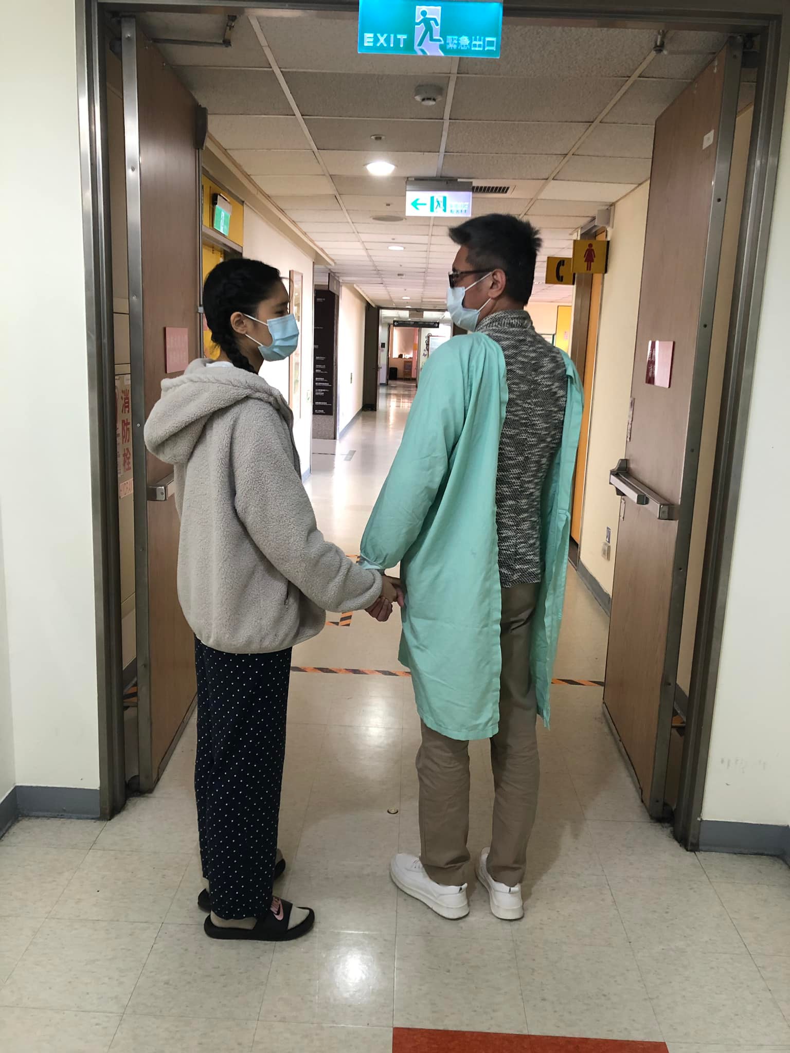 包小柏愛女病逝。(圖/翻攝自包小柏臉書)