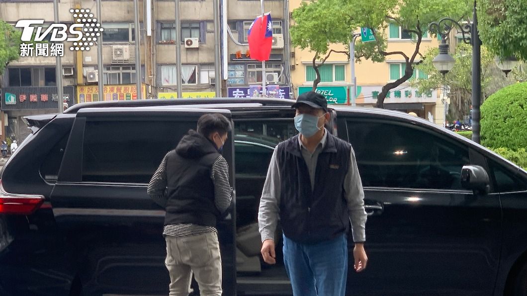 韓國瑜來了!合體朱立倫、侯友宜 嗨喊「韓先生回娘家」