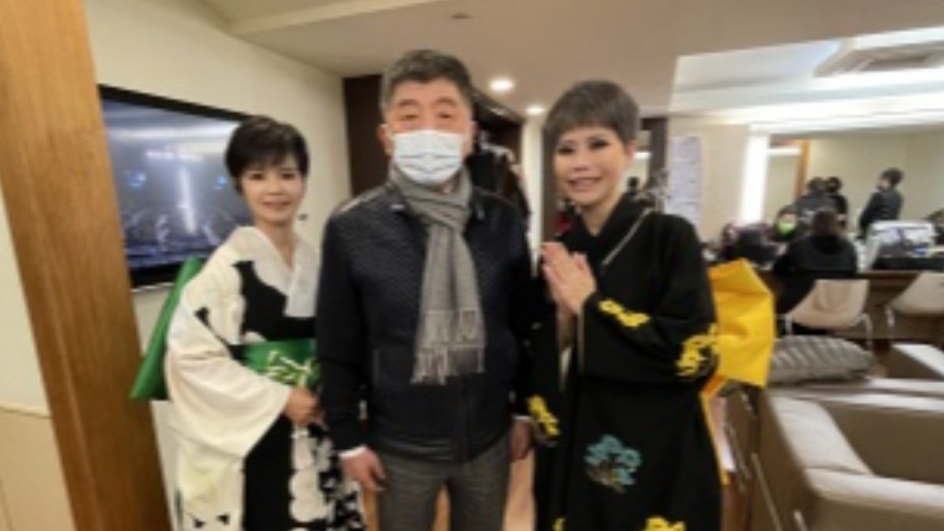 詹雅雯力抗病魔登小巨蛋開唱 陳時中買最貴門票相挺
