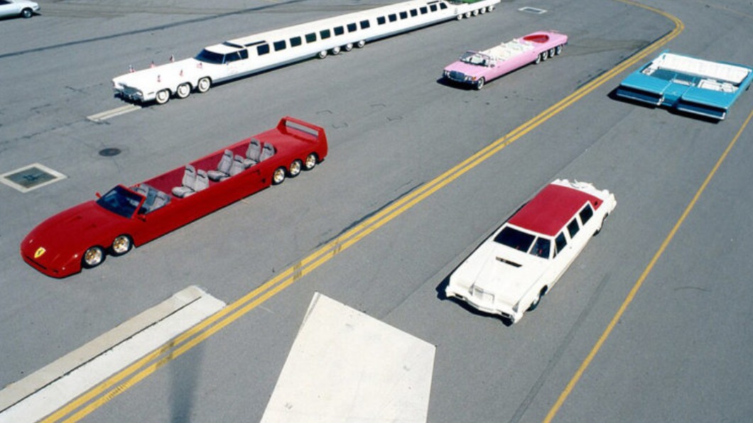 超級加長型禮車1986年時在加州製造，並取名為「American Dream美國夢」。（圖片來源：Motortrend）